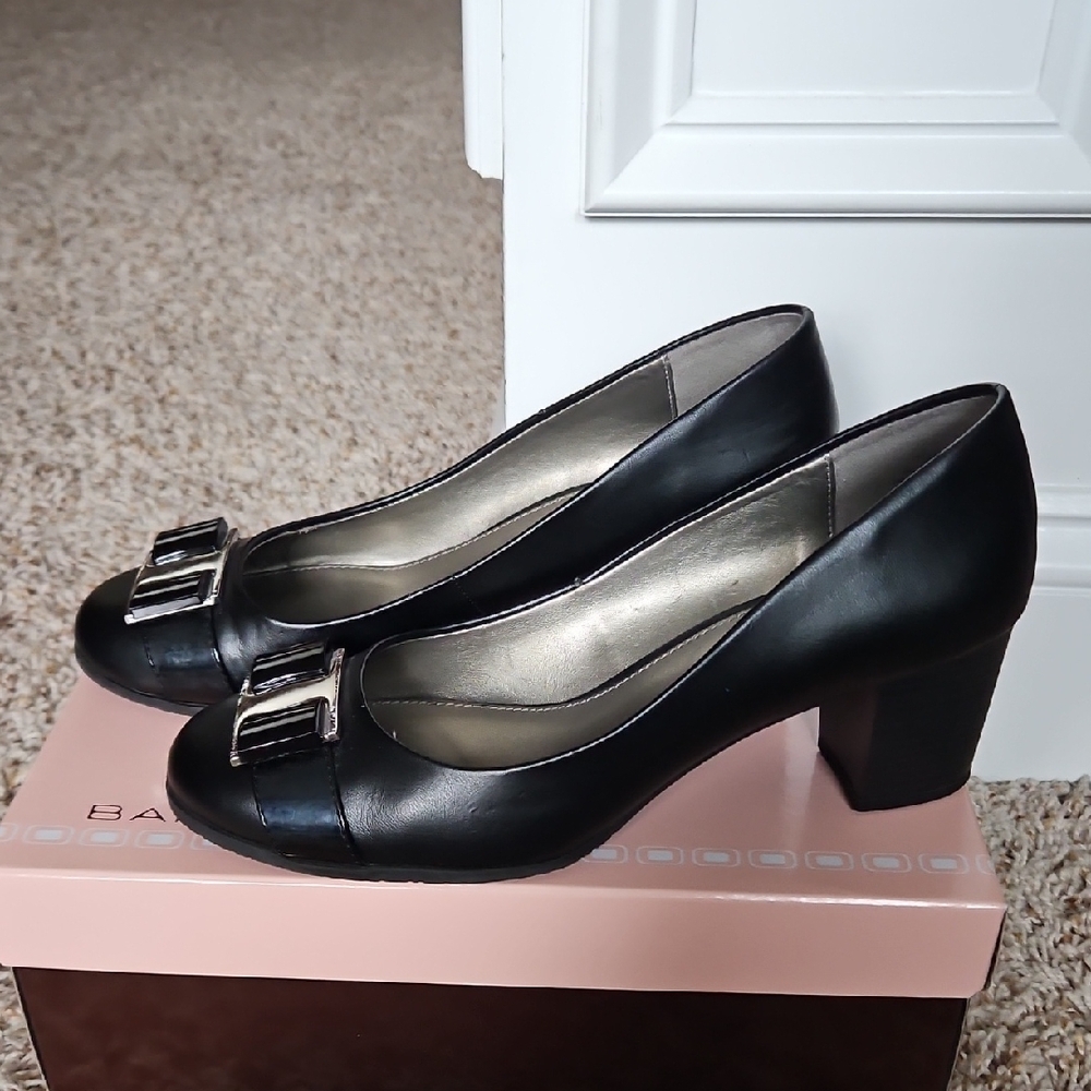 Bandolino Leather Shoes - Like New